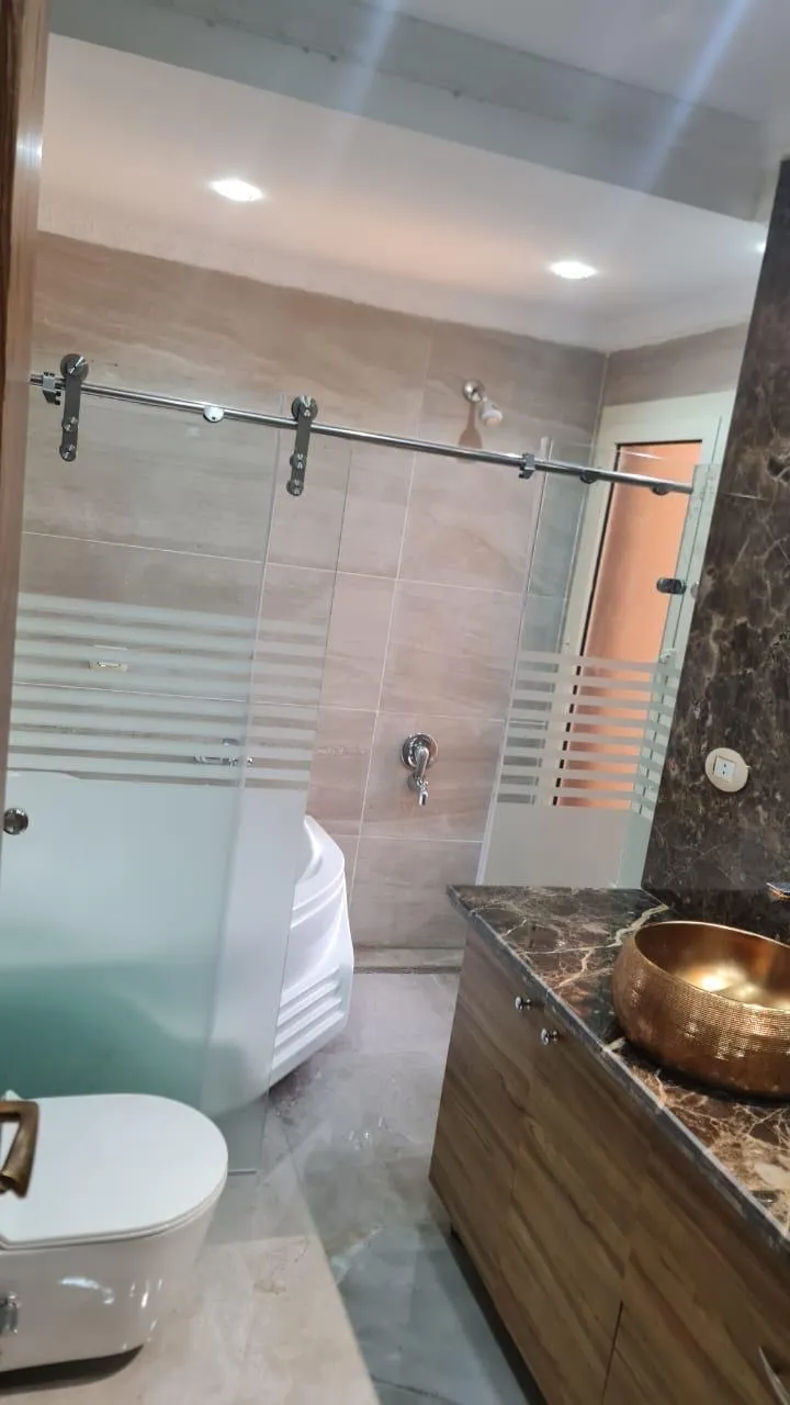  للبيع في اكاسيا في  بمساحة 0 م² تتكون من 0 غرف