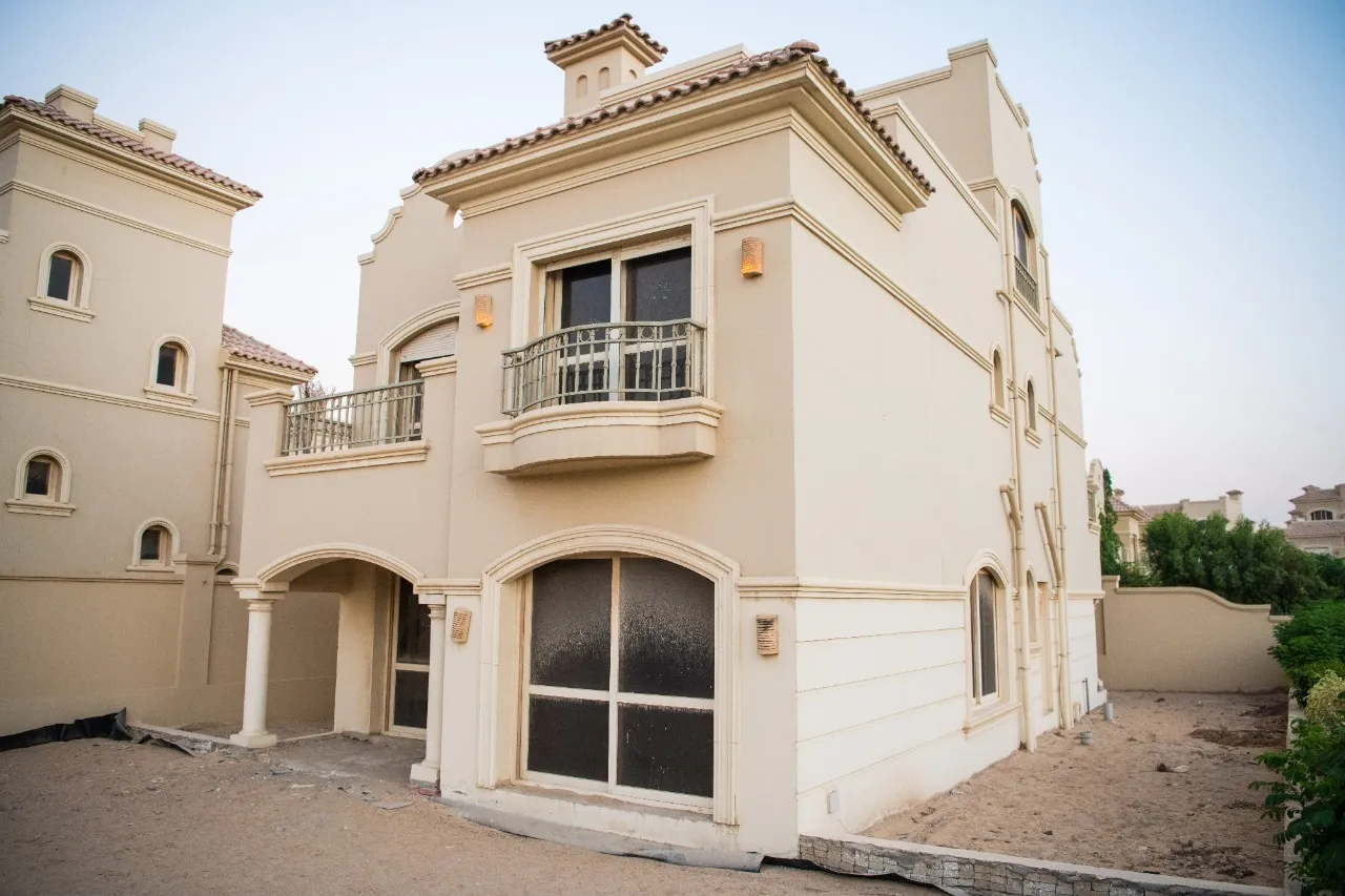 Villa for sale in El Patio 6 October in 6th of October City of 267 m² with 4 bedrooms