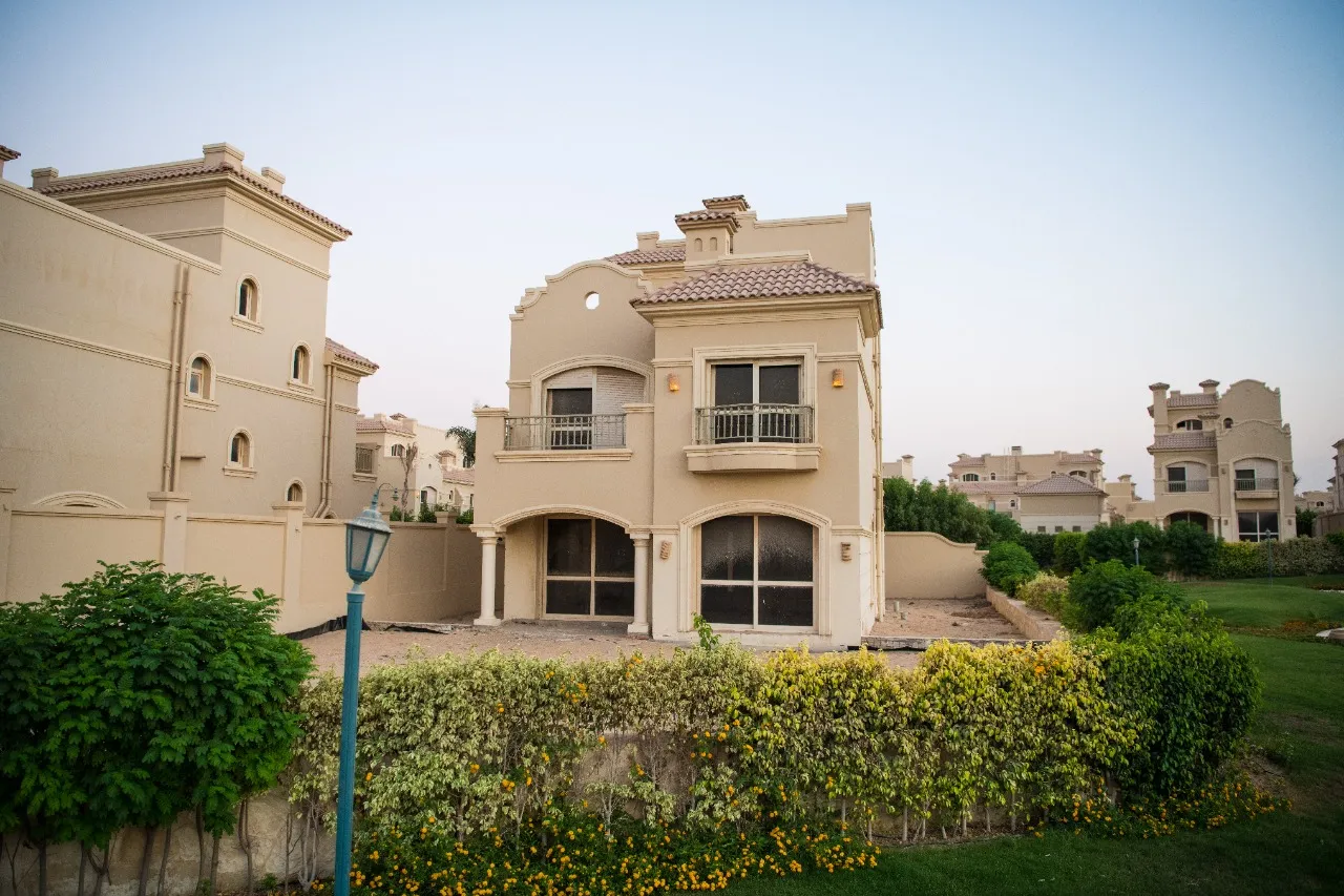 Villa for sale in El Patio 6 October in 6th of October City of 267 m² with 4 bedrooms