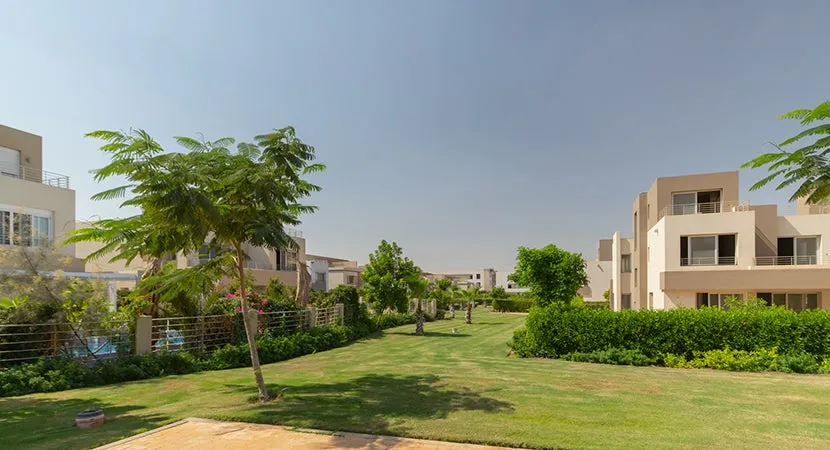 Twinhouse for sale in Palm Valley in 6th of October City of 285 m² with 4 bedrooms