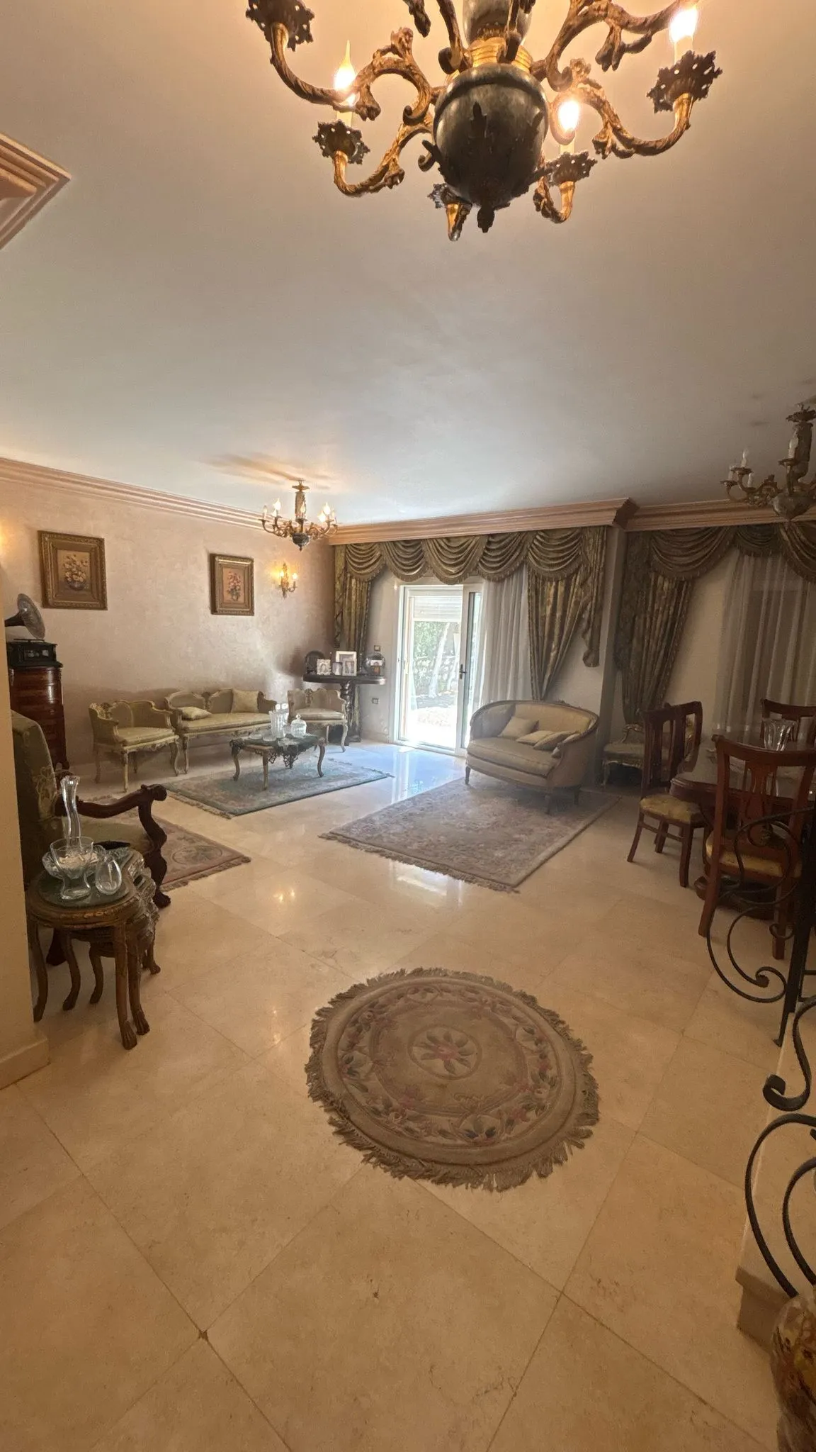 Townhouse for sale in Karma Residence in 6th of October City of 230 m² with 4 bedrooms