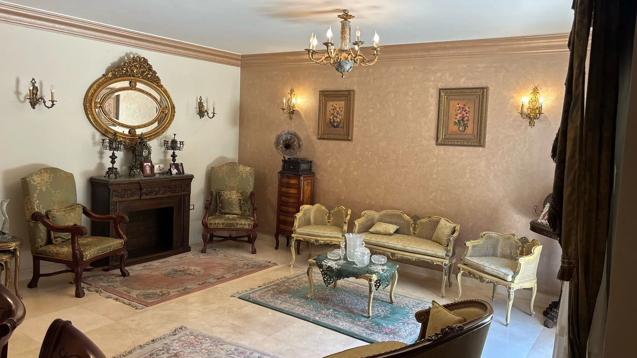 Townhouse for sale in Karma Residence in 6th of October City of 230 m² with 4 bedrooms