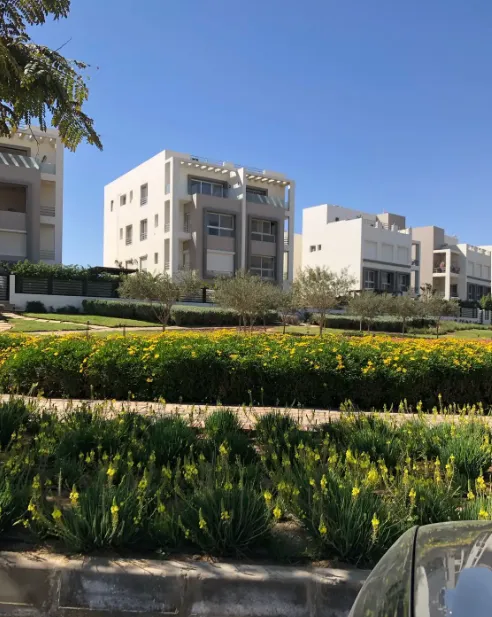  للبيع في هايد بارك في  بمساحة 0 م² تتكون من 0 غرف