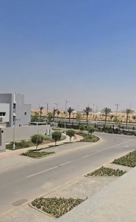 للبيع في المقصد في بمساحة 0 م² تتكون من 0 غرف