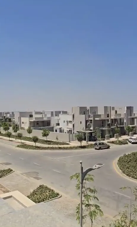 للبيع في المقصد في بمساحة 0 م² تتكون من 0 غرف