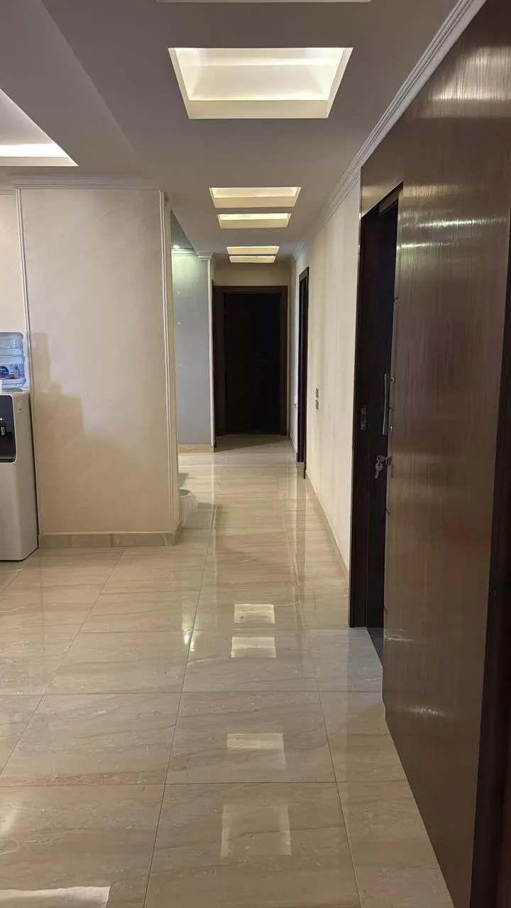  للبيع في زايد ديونز في  بمساحة 0 م² تتكون من 0 غرف