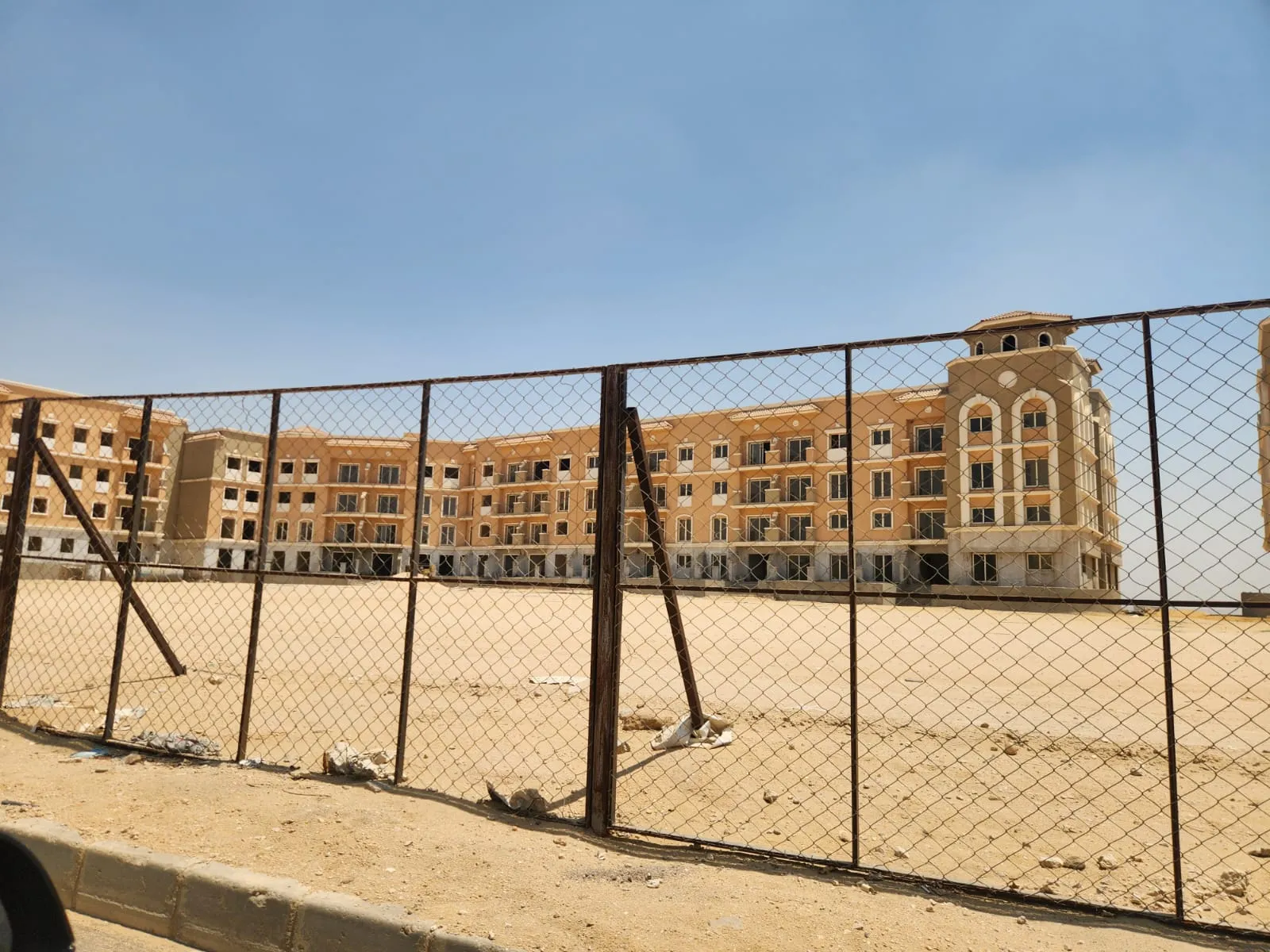  للبيع في نيوم أكتوبر في  بمساحة 0 م² تتكون من 0 غرف