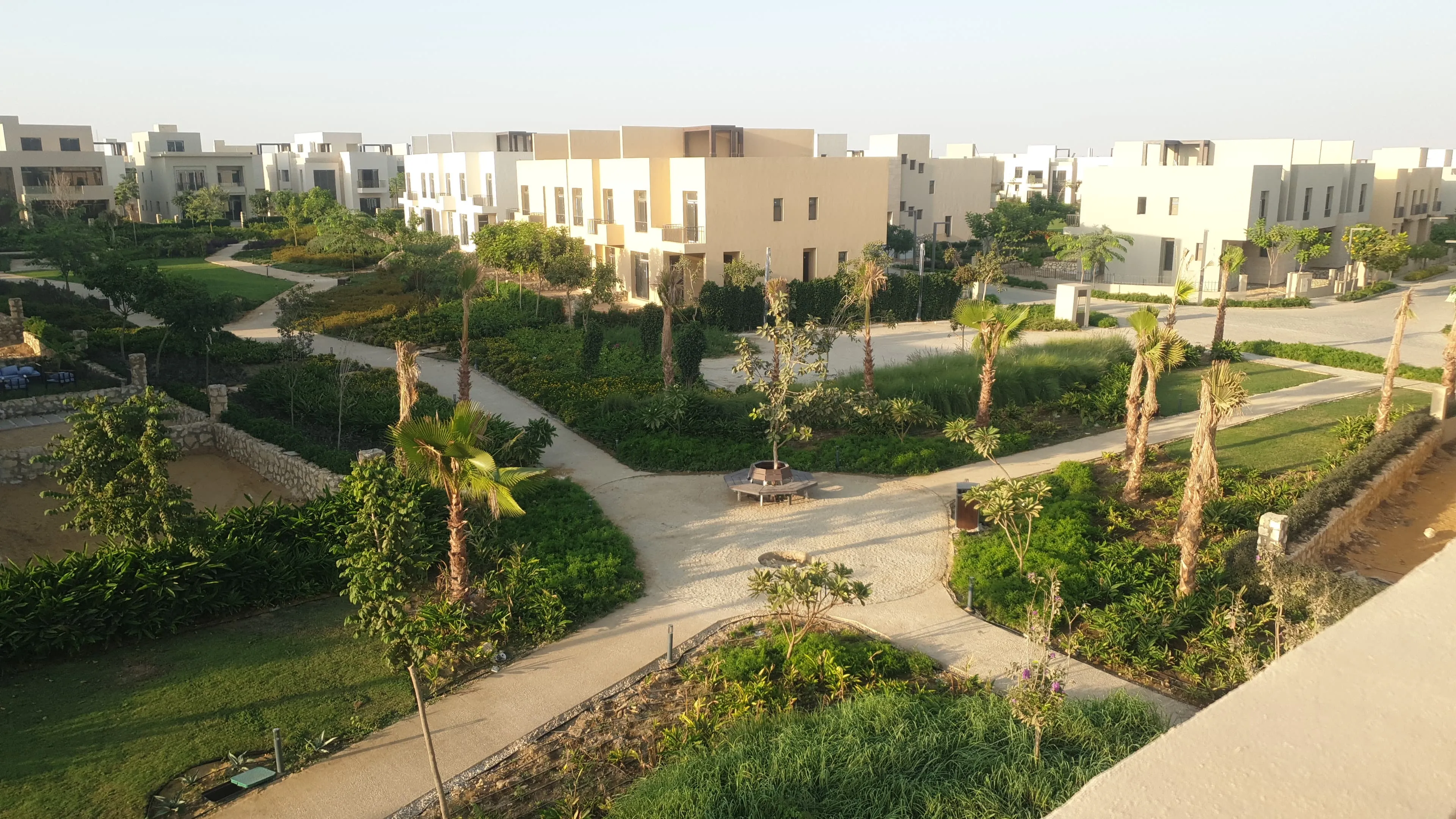  للبيع في أو ويست أوراسكوم في  بمساحة 0 م² تتكون من 0 غرف