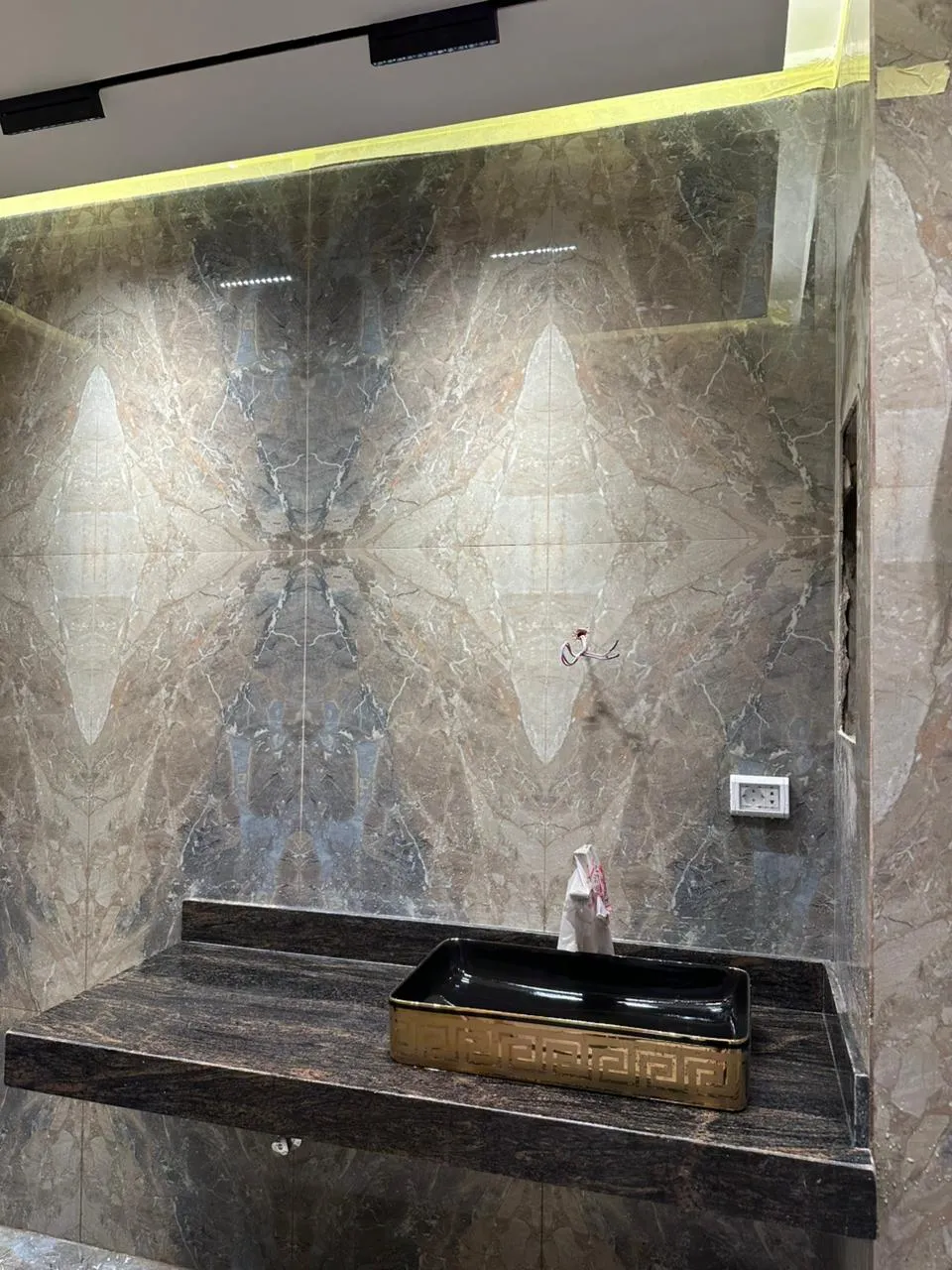  للبيع في إيتابا  في  بمساحة 0 م² تتكون من 0 غرف