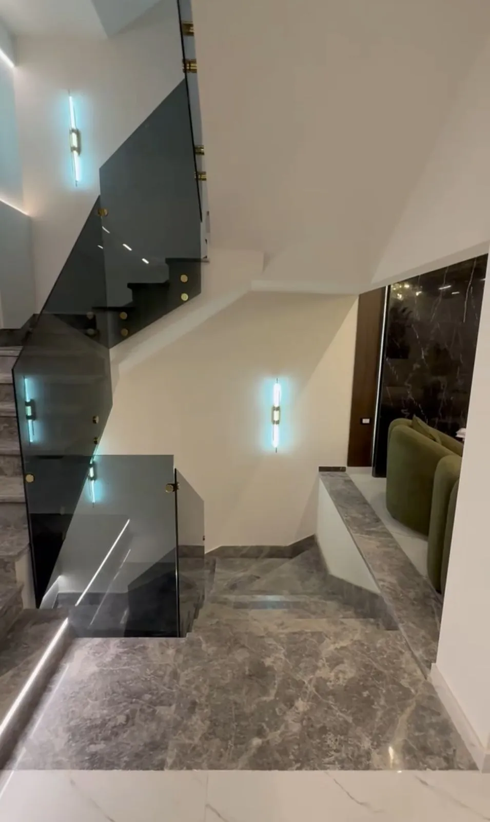  للبيع في ماونتن فيو تشيل أوت بارك في  بمساحة 0 م² تتكون من 0 غرف