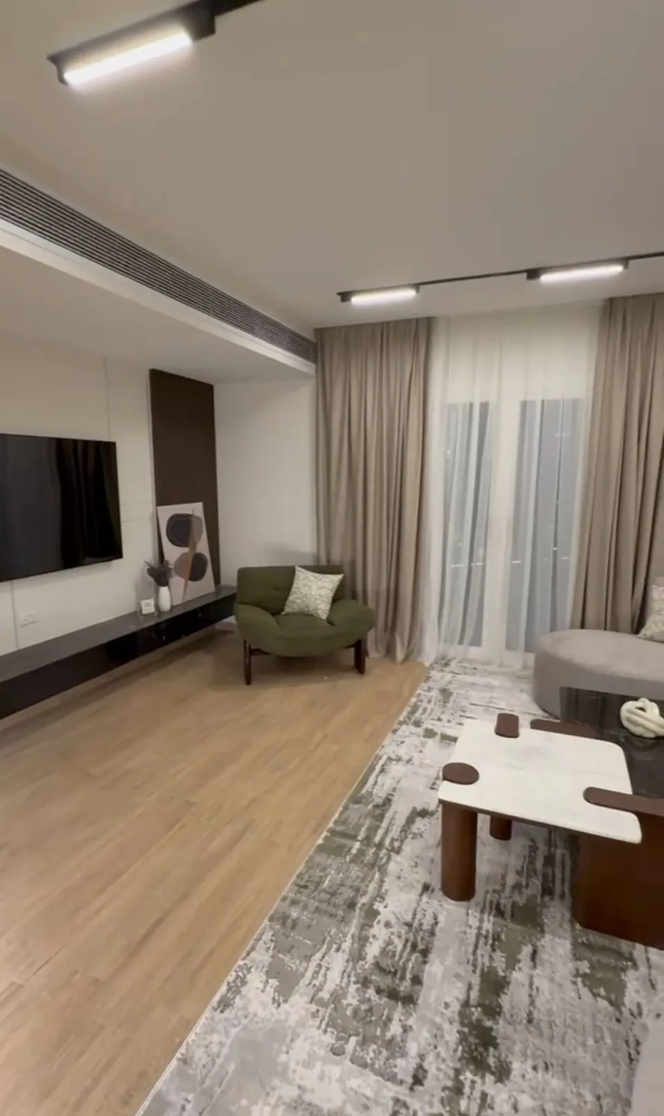  للبيع في ماونتن فيو تشيل أوت بارك في  بمساحة 0 م² تتكون من 0 غرف