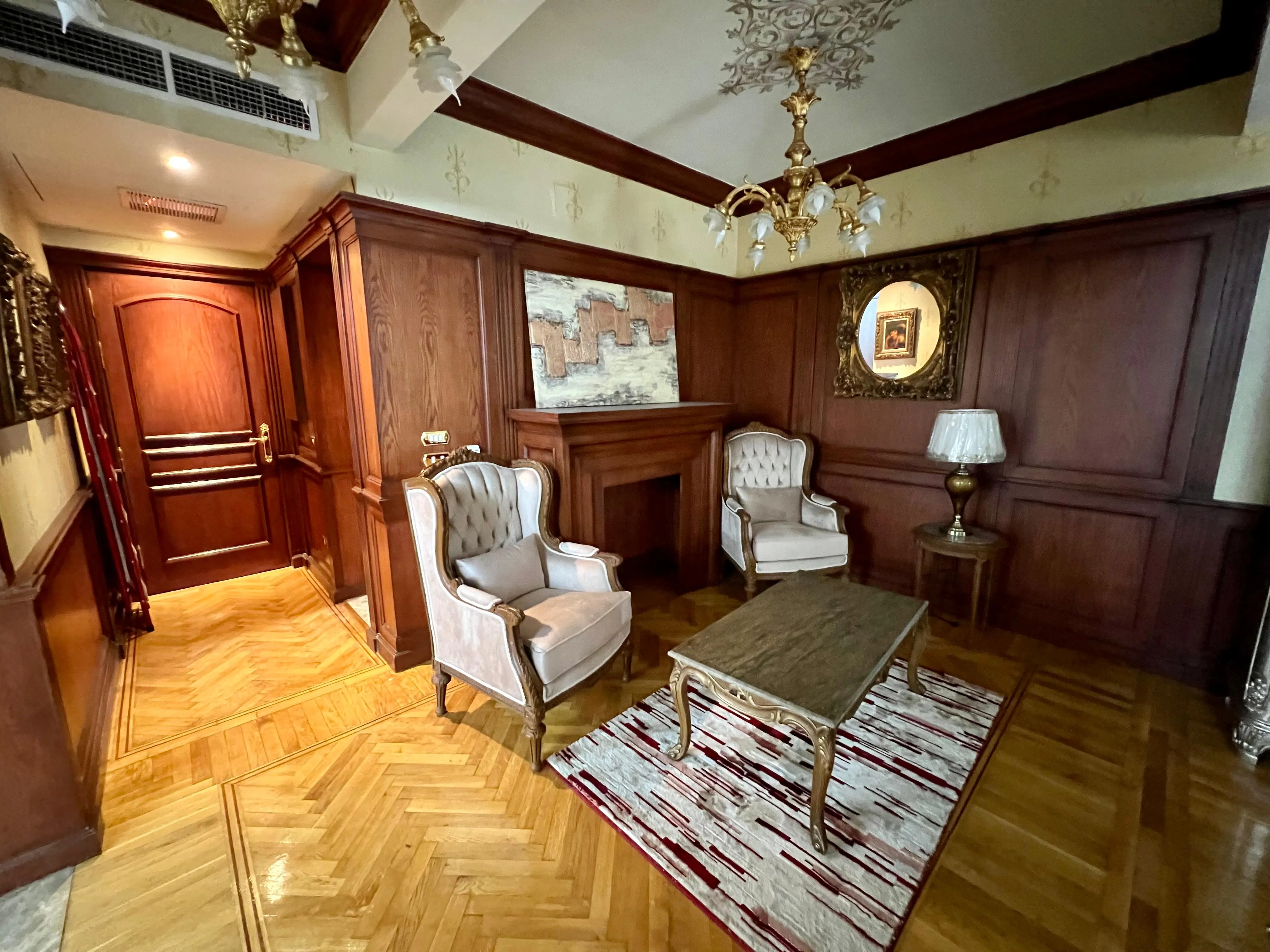  للبيع في الروضة في  بمساحة 0 م² تتكون من 0 غرف