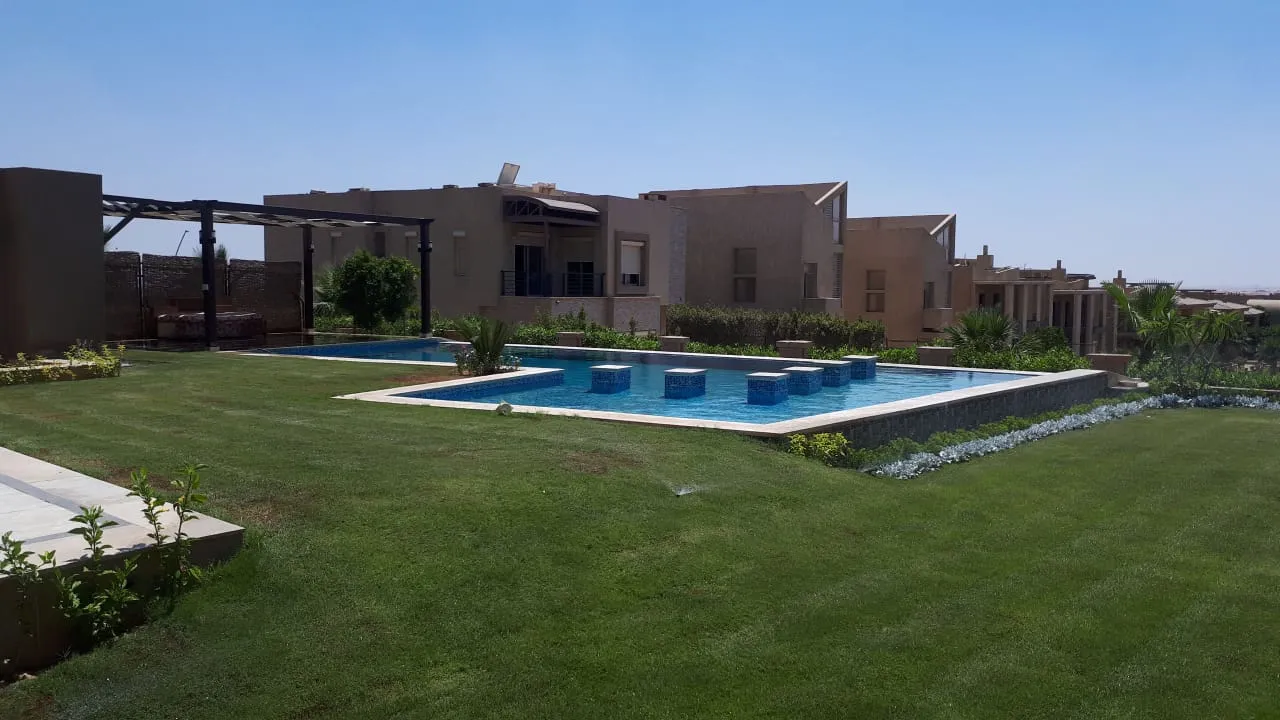  للبيع في اليجريا في  بمساحة 0 م² تتكون من 0 غرف