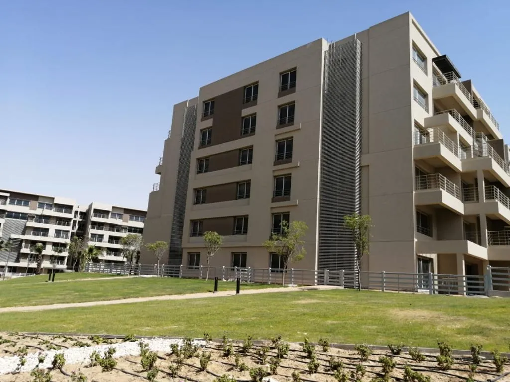  للبيع في كابيتال جاردنز في  بمساحة 0 م² تتكون من 0 غرف