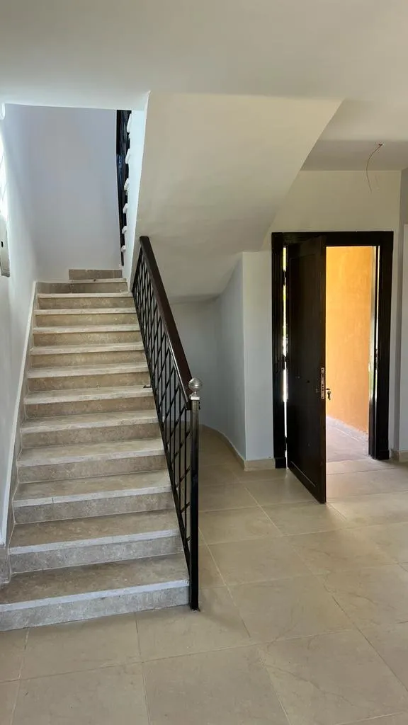  للبيع في ماونتن فيو السخنة في  بمساحة 0 م² تتكون من 0 غرف