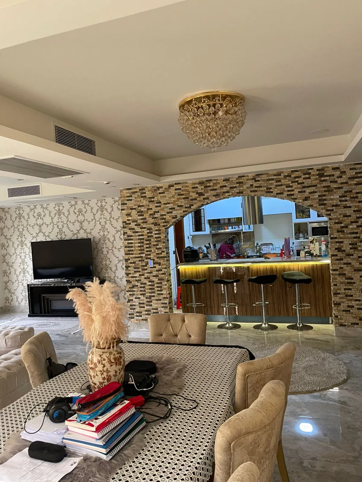 Villa for sale in La Nuova Vista in North Investors of 390 m² with 4 bedrooms