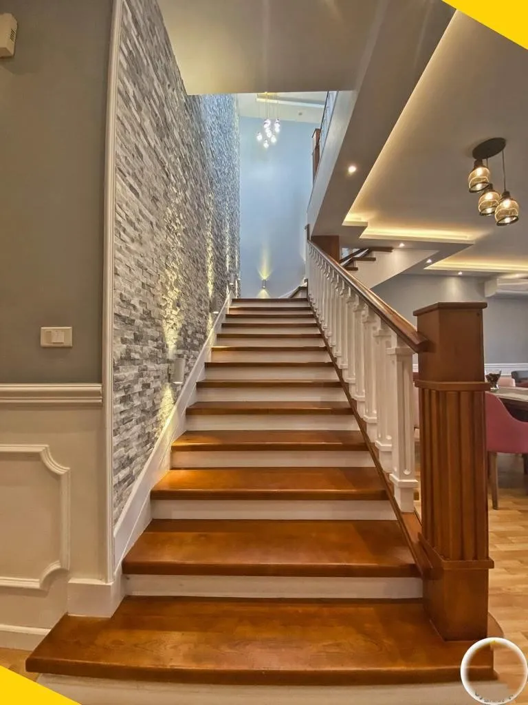 بنتهاوس للبيع في فيلدج جاردن قطامية في القاهرة الجديدة بمساحة 245 م² تتكون من 3 غرف