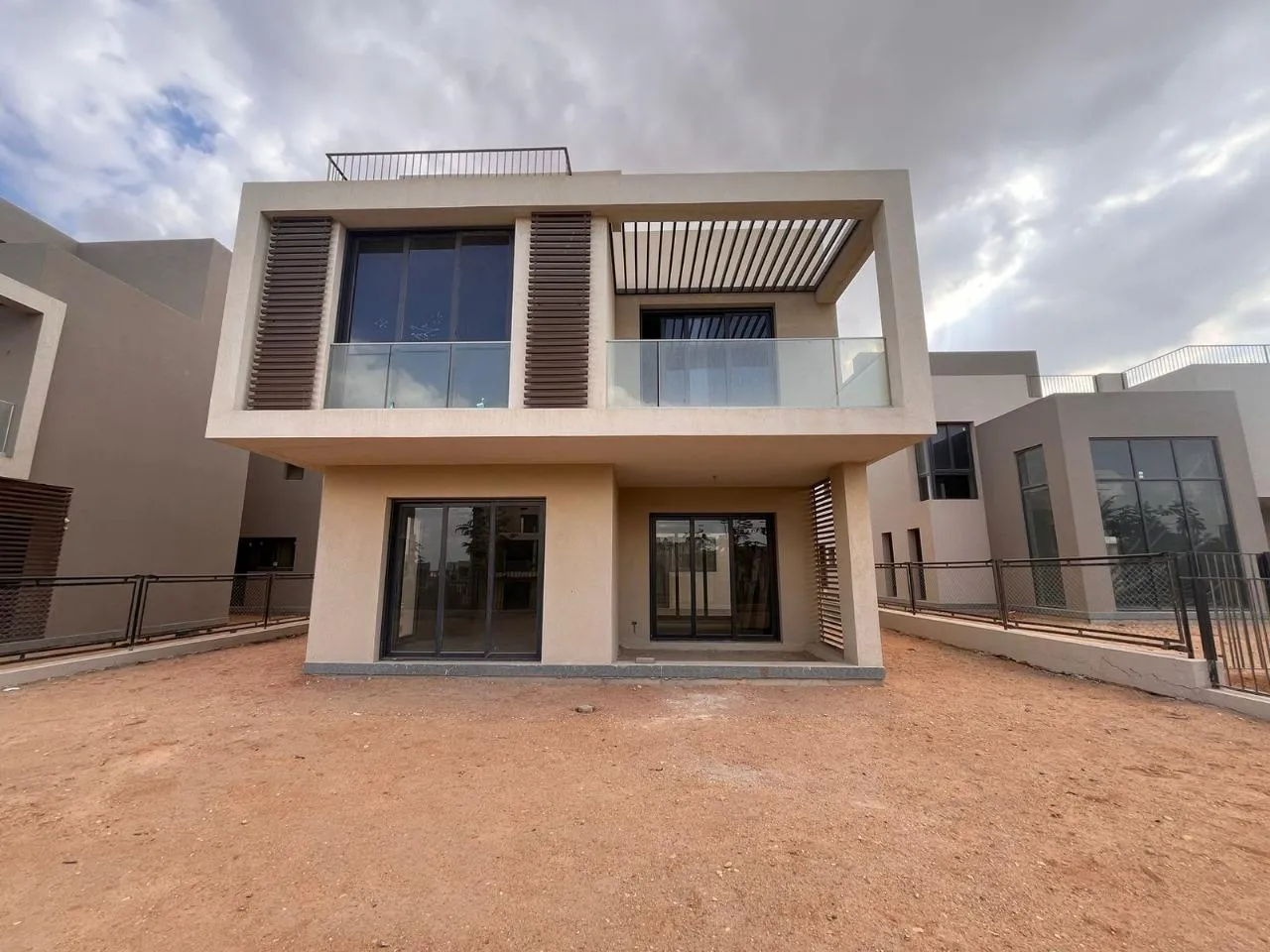 فيلا للبيع في سوديك إيست في هيليوبوليس الجديدة بمساحة 0 م² تتكون من 3 غرف