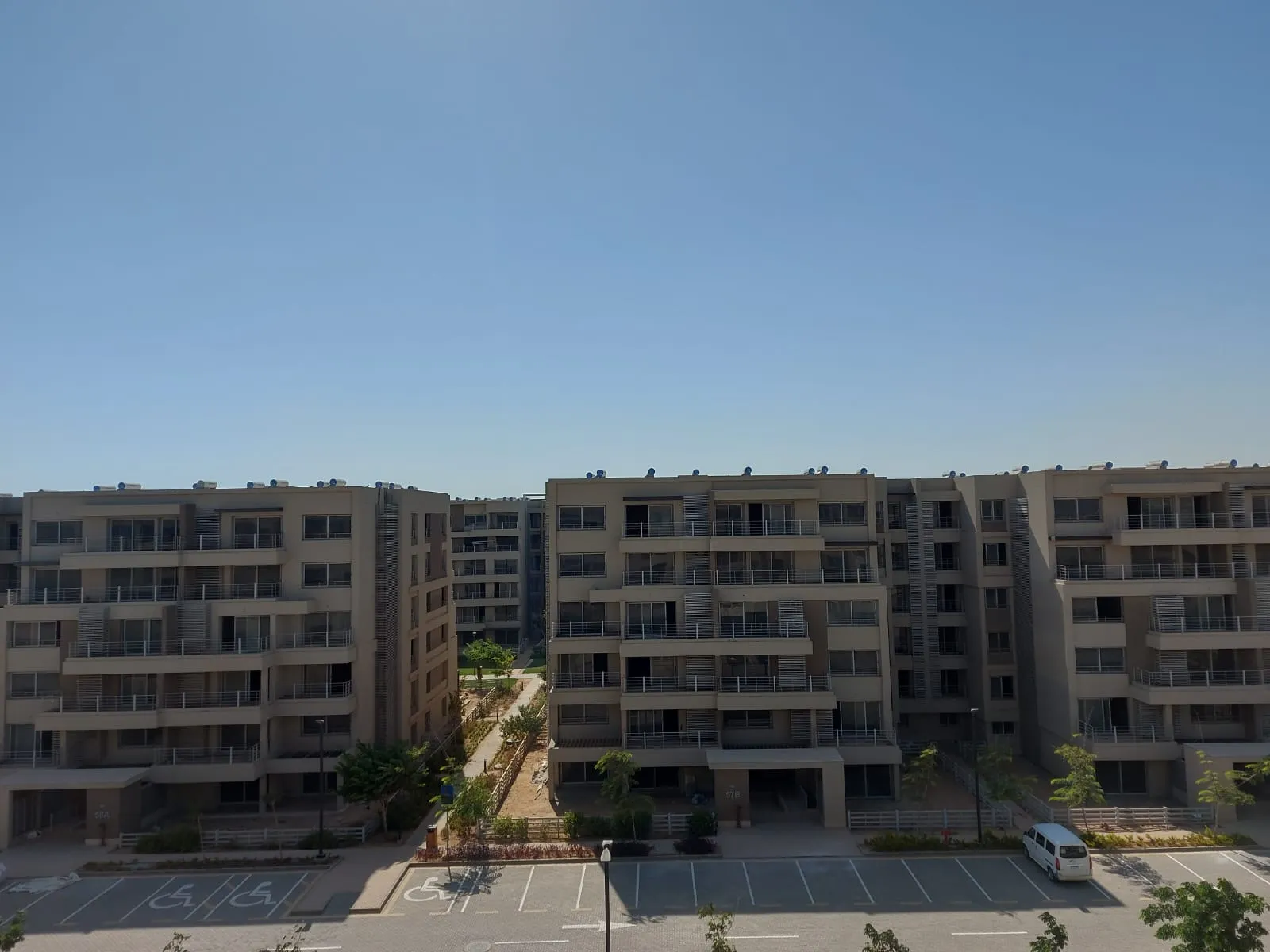 شقة للبيع في كابيتال جاردنز في القاهرة الجديدة بمساحة 72 م² تتكون من 1 غرف