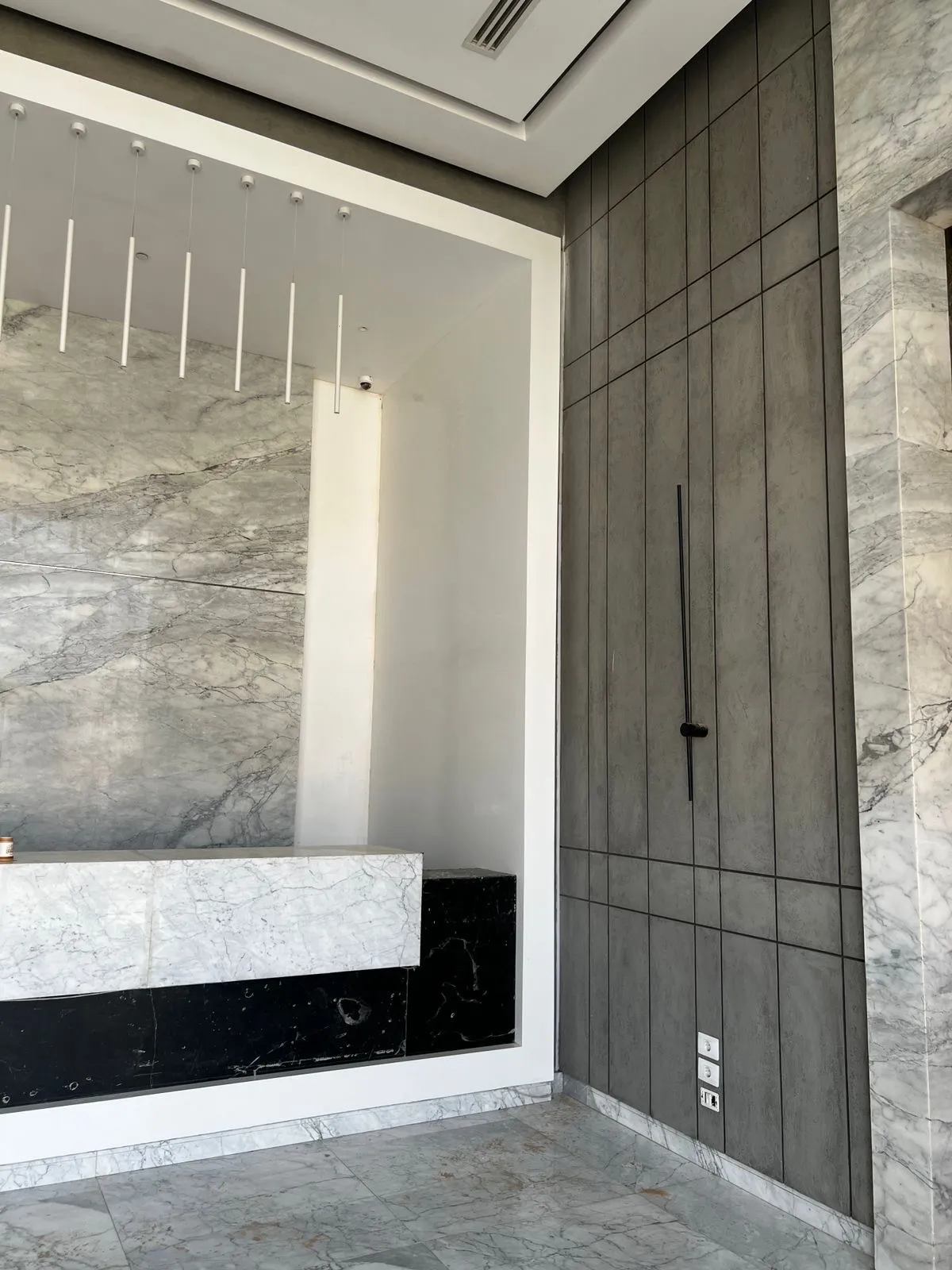 مكتب للبيع في باراجون 1 في العاصمة الإدارية الجديدة بمساحة 0 م² تتكون من 0 غرف