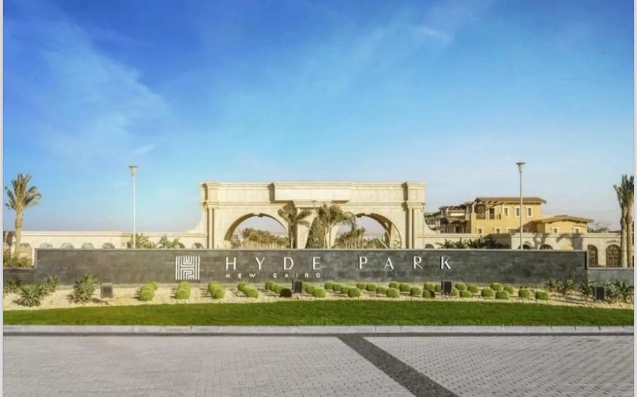 Villa for sale in Hyde Park in New Cairo of 0 m² with 5 bedrooms
