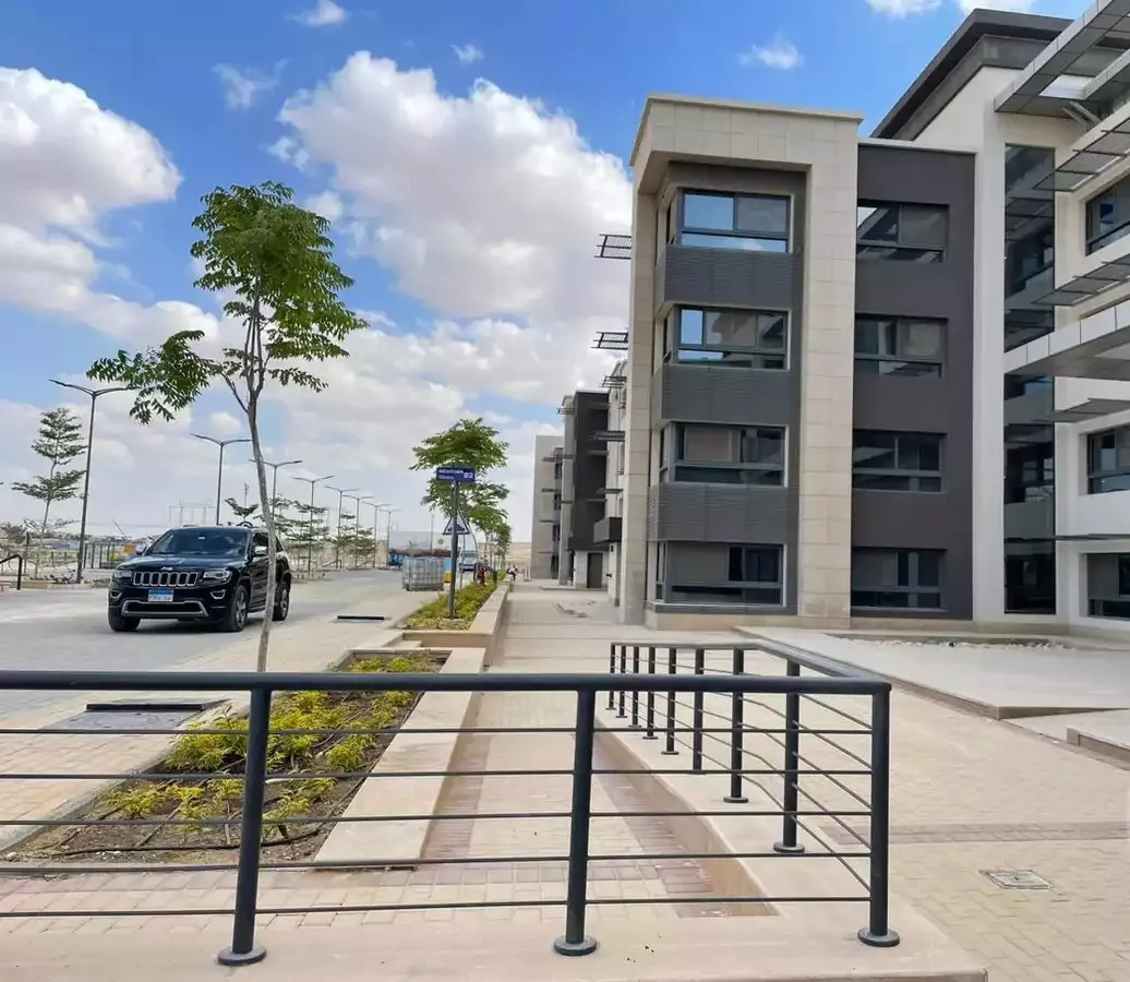 عيادة للبيع في ميديتاون في مدينة السادس من أكتوبر بمساحة 80 م² تتكون من 0 غرف