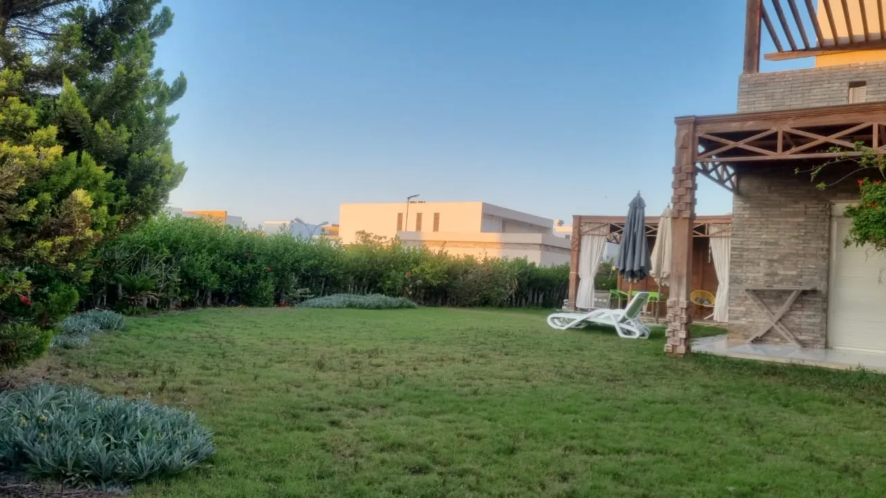 Chalet for sale in Amwaj in Sidi Abdel Rahman of 112 m² with 3 bedrooms