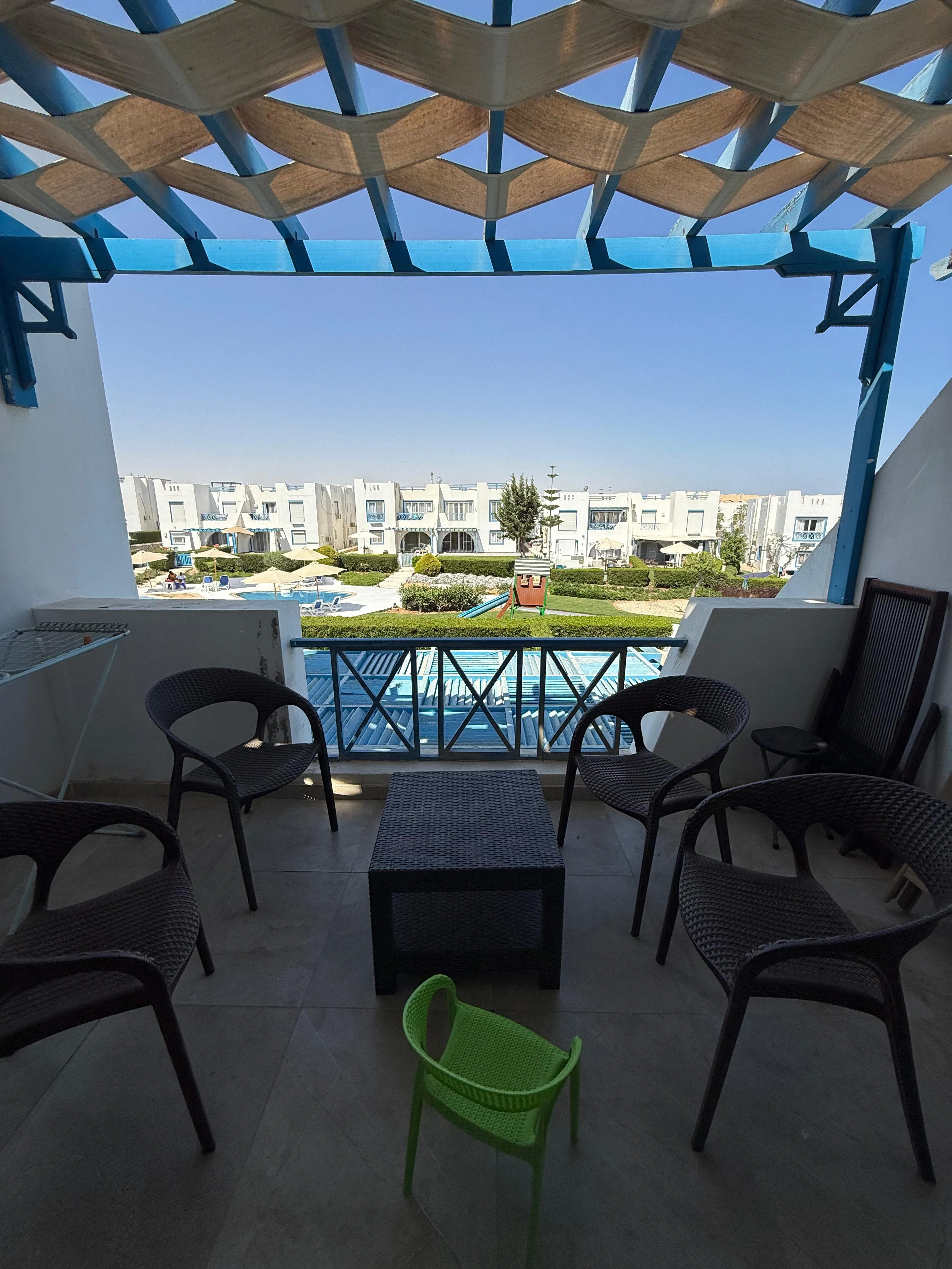 شاليه للبيع في ماونتن فيو رأس الحكمة في رأس الحكمة بمساحة 112 م² تتكون من 3 غرف