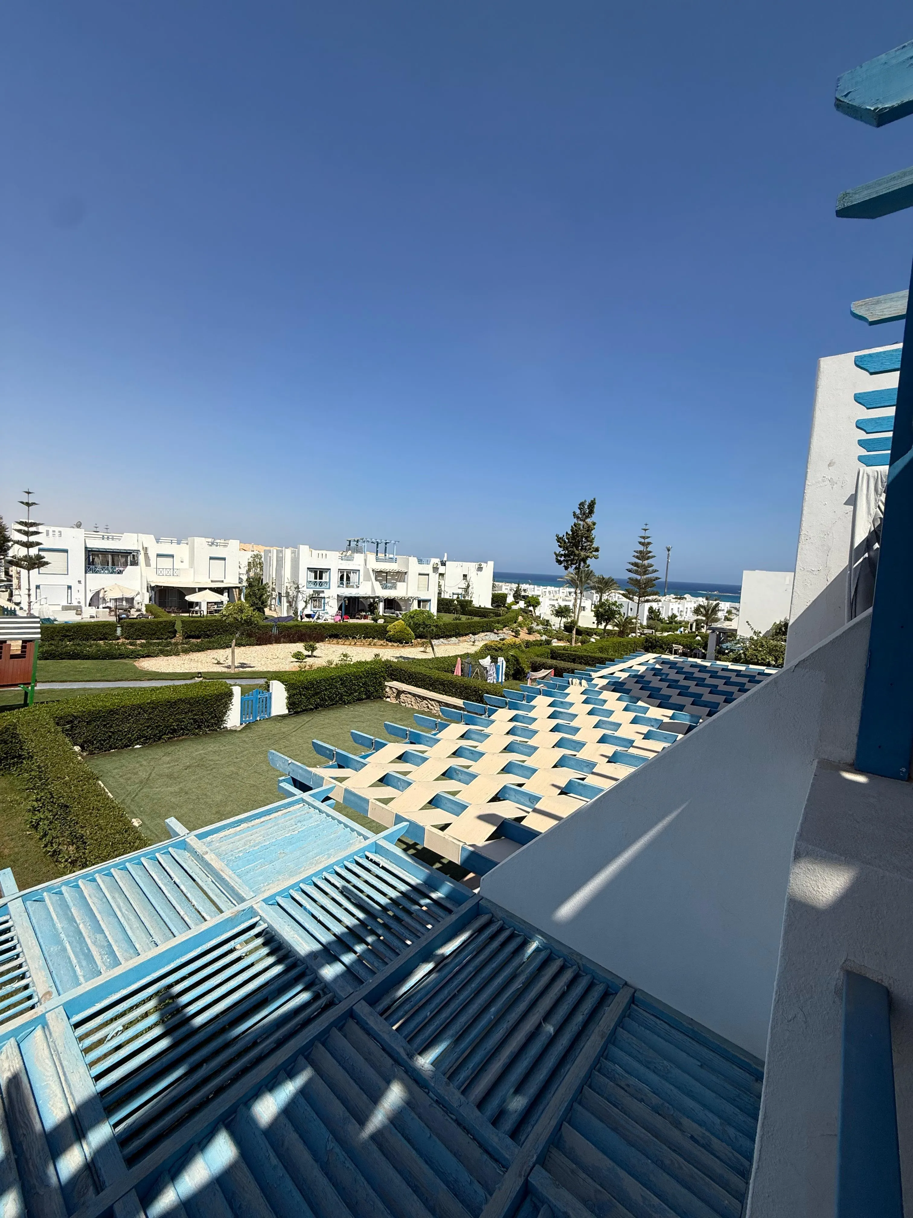 شاليه للبيع في ماونتن فيو رأس الحكمة في رأس الحكمة بمساحة 112 م² تتكون من 3 غرف