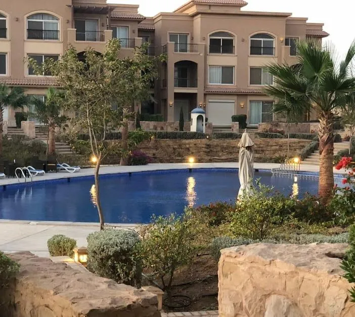 شاليه للبيع في لاجونا باي في العين السخنة بمساحة 160 م² تتكون من 3 غرف