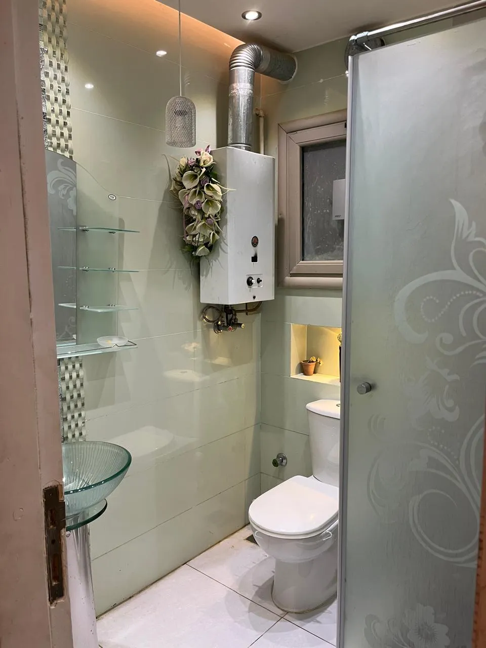 شقة للبيع في جالريا في المستثمرين الجنوبية بمساحة 139 م² تتكون من 3 غرف