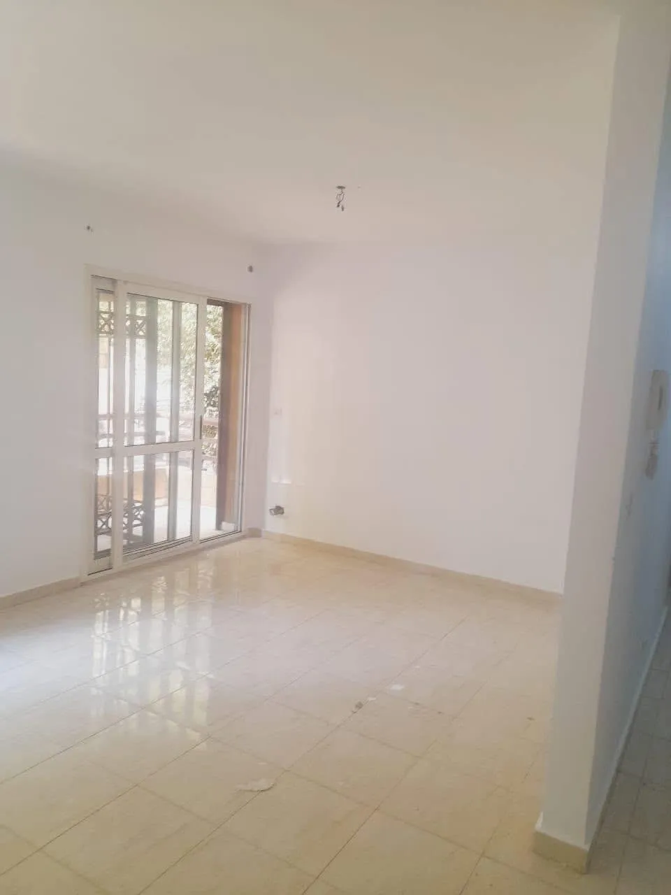 شقة للبيع في مدينتي في مدينتي بمساحة 89 م² تتكون من 2 غرف