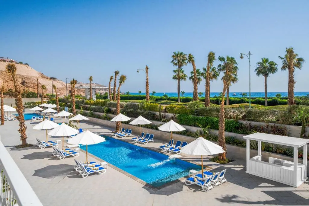 Chalet for sale in Porto Sokhna in Ain Sokhna of 100 m² with 2 bedrooms