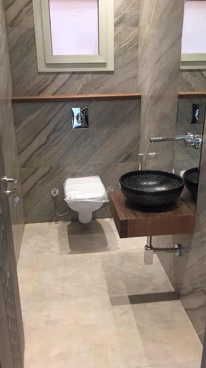 شقة للبيع في جوار الشيخ زايد في مدينة السادس من أكتوبر بمساحة 124 م² تتكون من 2 غرف