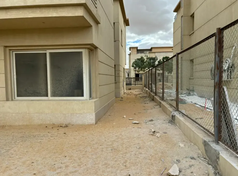 Villa for sale in JEDAR in 6th of October City of 312 m² with 5 bedrooms