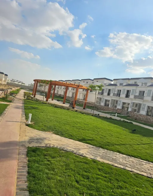 Townhouse for sale in Mountain View 4 in 6th of October City of 210 m² with 3 bedrooms