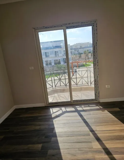 Townhouse for sale in Mountain View 4 in 6th of October City of 210 m² with 3 bedrooms