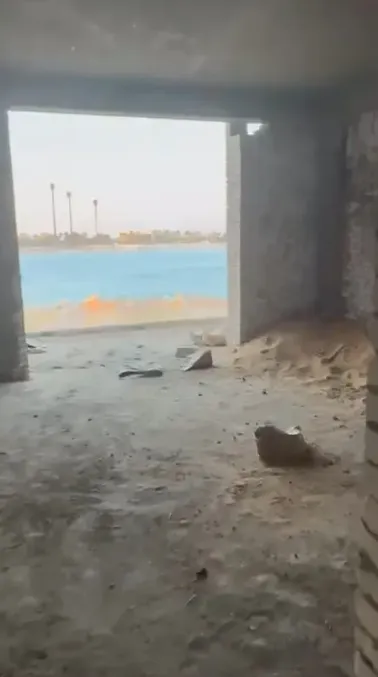 فيلا للبيع في مارينا 8 في الساحل الشمالي بمساحة 418 م² تتكون من 5 غرف