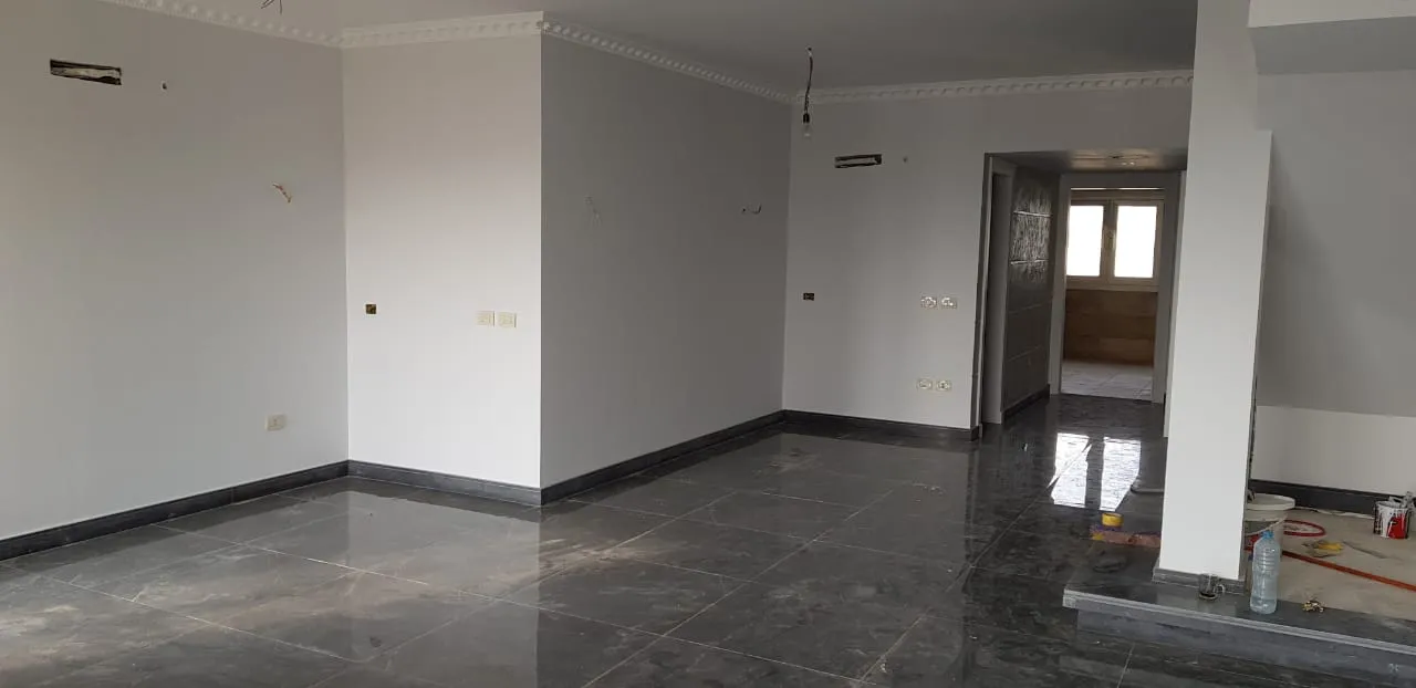 Duplex for sale in Mountain View Hyde Park in New Cairo of 235 m² with 3 bedrooms