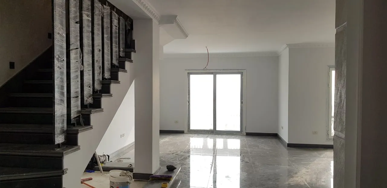 Duplex for sale in Mountain View Hyde Park in New Cairo of 235 m² with 3 bedrooms