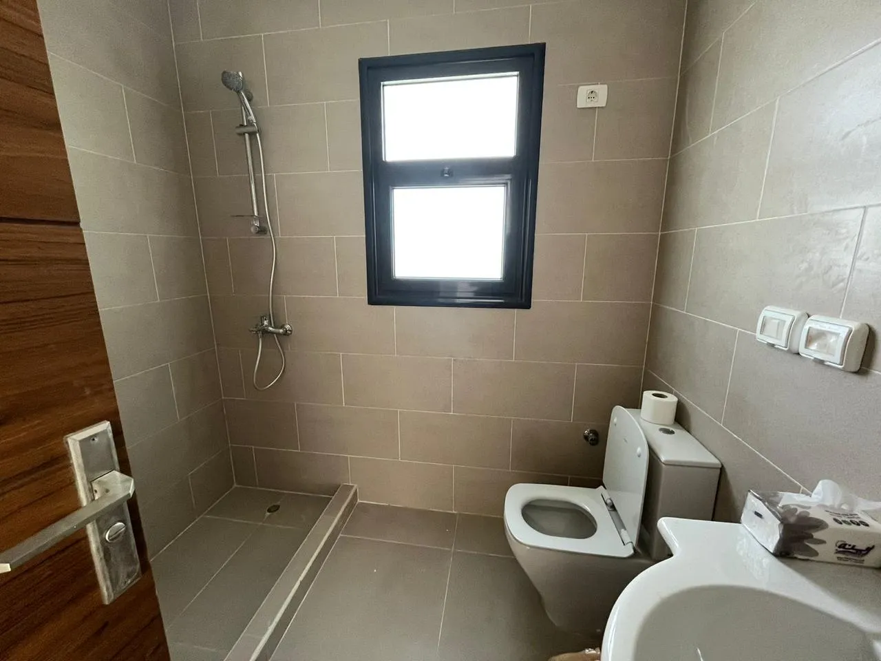 شاليه للبيع في جايا في رأس الحكمة بمساحة 121 م² تتكون من 2 غرف