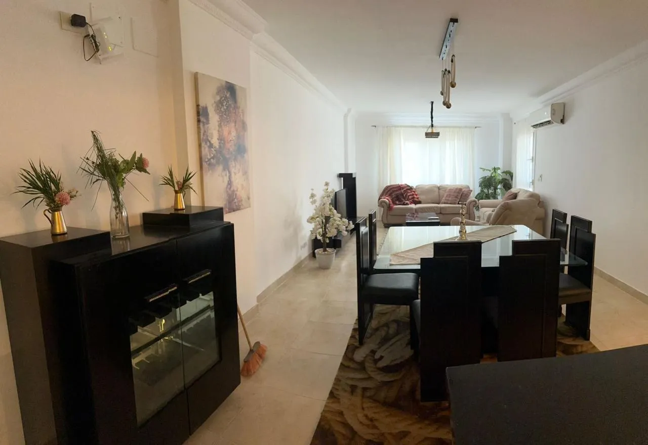 شقة للبيع في مدينتي في مدينتي بمساحة 140 م² تتكون من 3 غرف