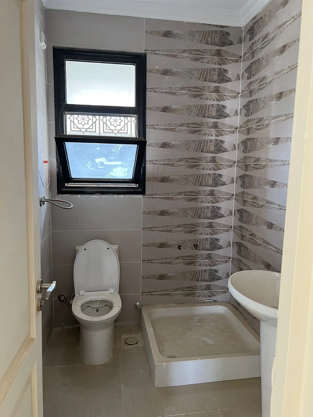 شقة للبيع في سيلييا في العاصمة الإدارية الجديدة بمساحة 158 م² تتكون من 3 غرف