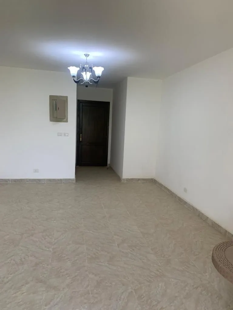 شقة للبيع في مدينتي في مدينتي بمساحة 123 م² تتكون من 3 غرف