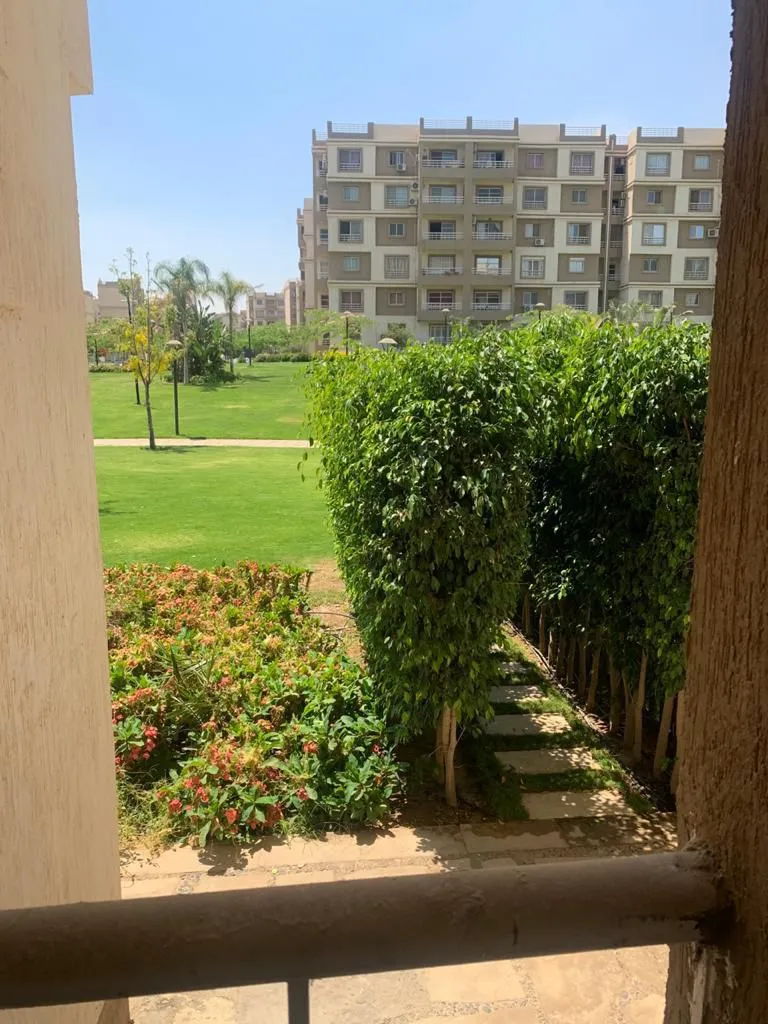 شقة للبيع في مدينتي في مدينتي بمساحة 123 م² تتكون من 3 غرف