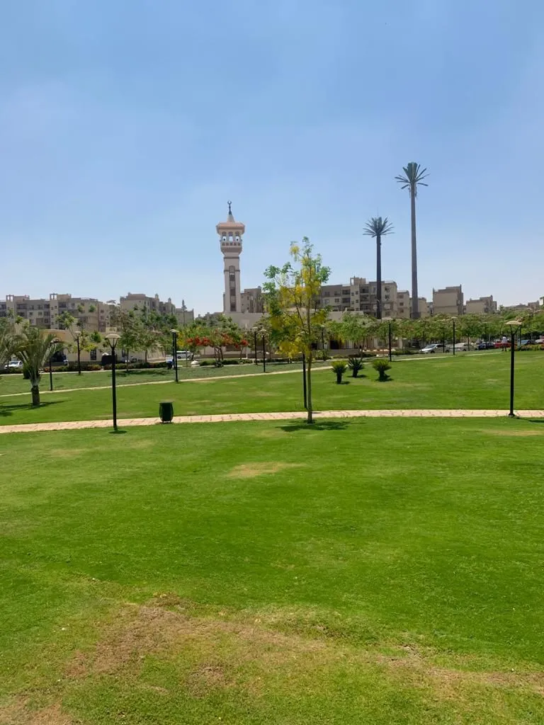 شقة للبيع في مدينتي في مدينتي بمساحة 123 م² تتكون من 3 غرف