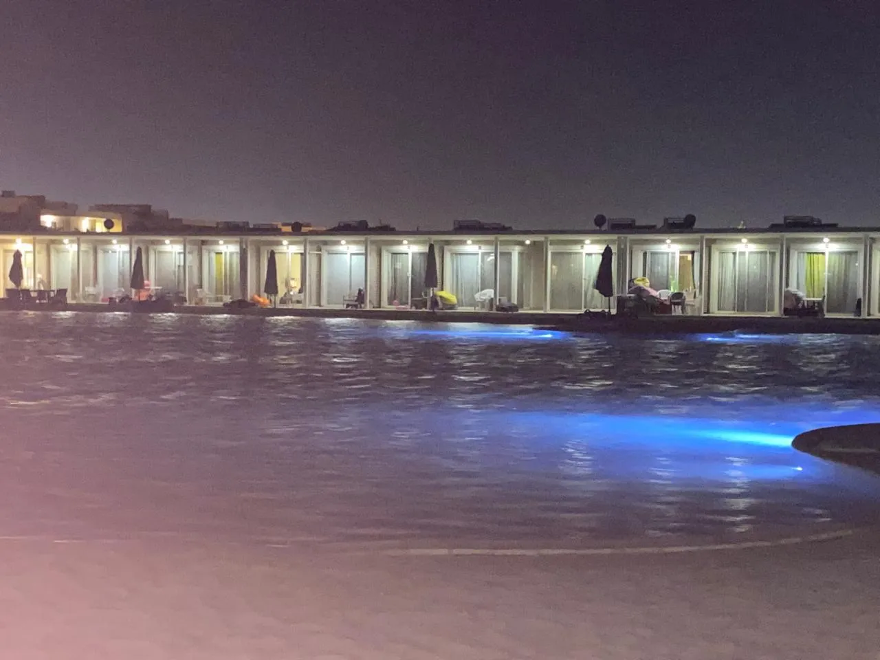 كابينة للبيع في سيشيل سيدي عبد الرحمن  في سيدي عبد الرحمن بمساحة 35 م² تتكون من 1 غرف