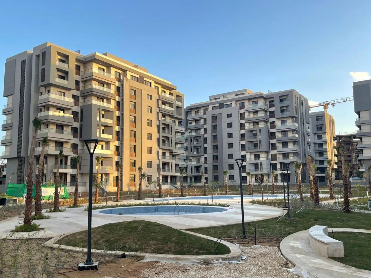 شقة للبيع في بلو فيرت في العاصمة الإدارية الجديدة بمساحة 146 م² تتكون من 2 غرف