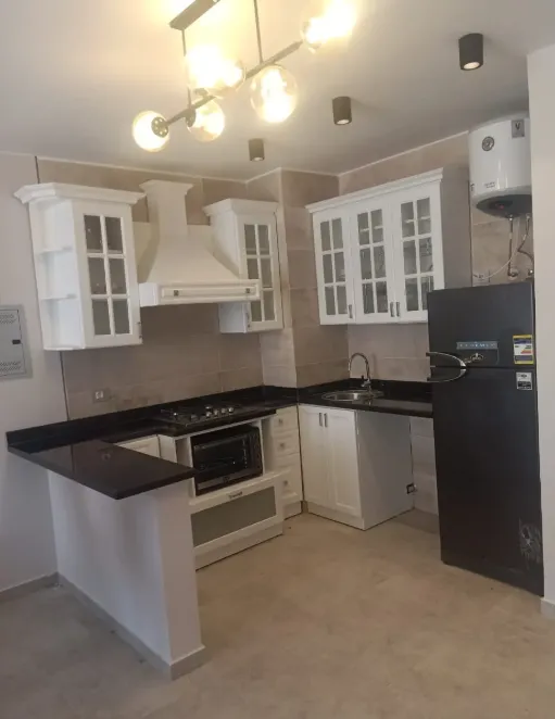 للبيع في المونت الجلالة في بمساحة 0 م² تتكون من 0 غرف