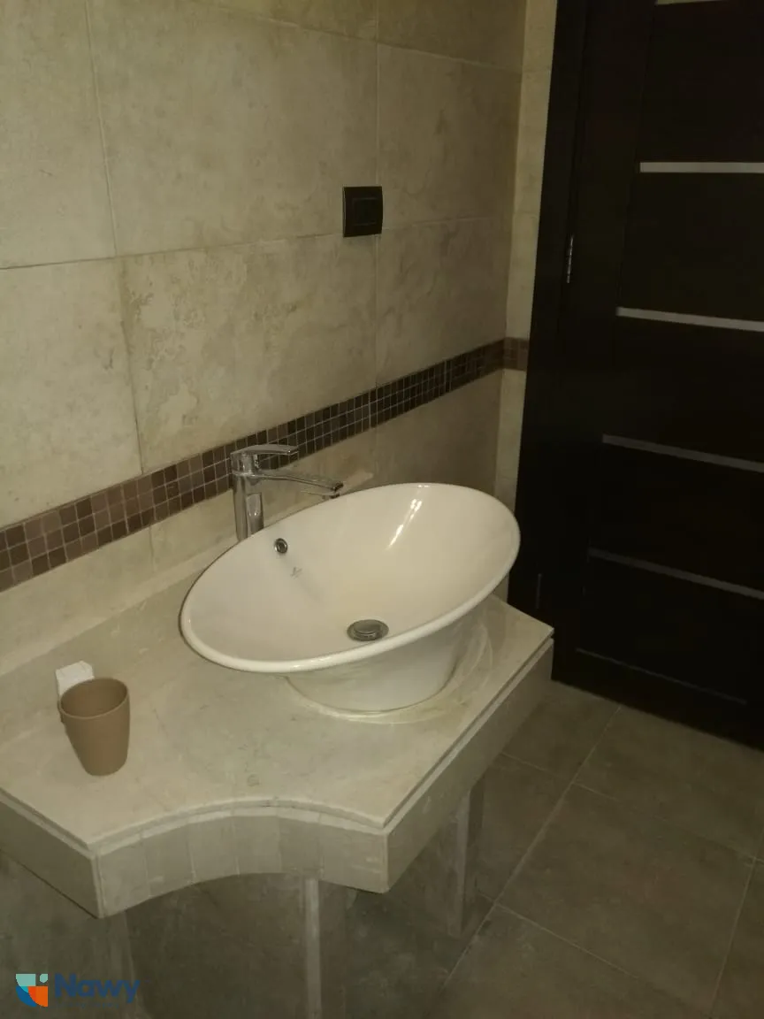 شاليه للبيع في هاسيندا باي في سيدي عبد الرحمن بمساحة 320 م² تتكون من 3 غرف